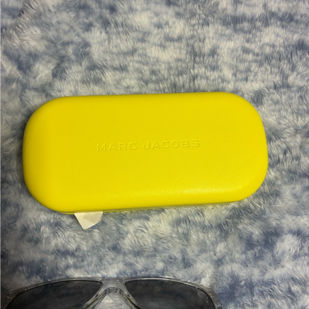 Marc Jacobs Clear and Pinstripe Sun Glasses wCase New Wo Tags Italy Designer - Picture 5 of 5